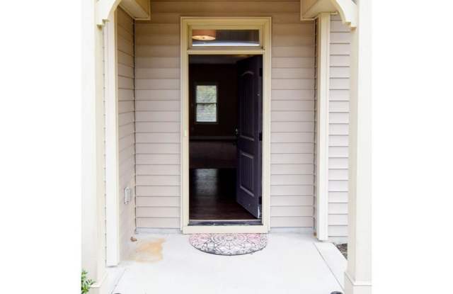 1202 Brickyard Drive Gallery 4