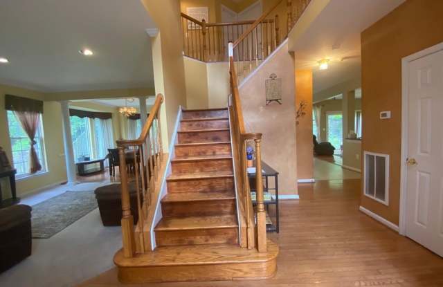 3128 TULIP TREE Place Gallery 2