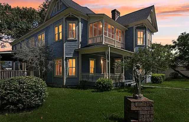 250 N Main St photos photos