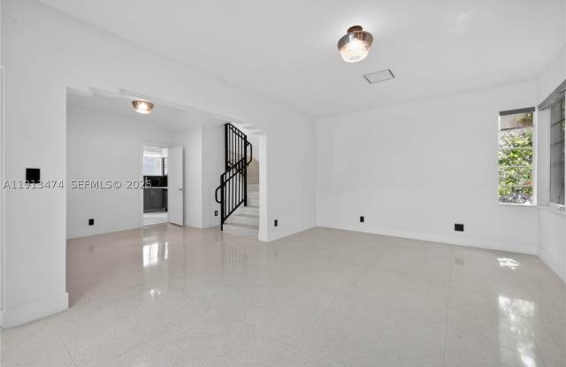 1601 Jefferson Ave Gallery 4