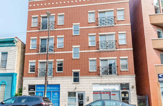 2312 W NORTH Avenue photos photos