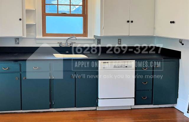 607 NW 54th St - 607 Northwest 54th Street, Seattle, WA 98107