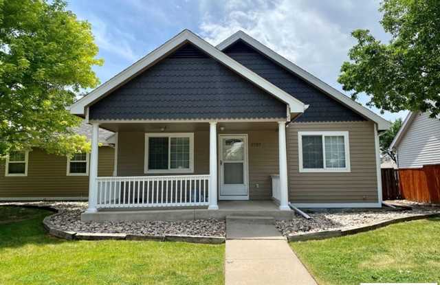 Beautiful Home in Quiet Neighborhood photos photos