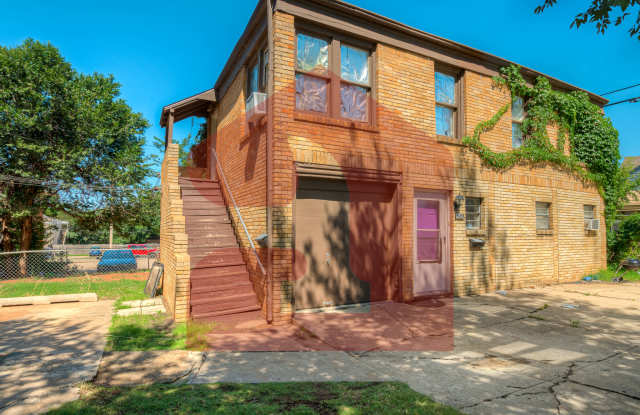 2309 1/2 N Florida Ave Gallery 1