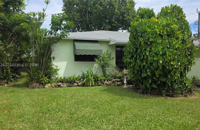 19851 SW 103rd Ct Gallery 3