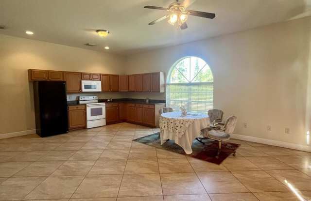 12094 Citrus Grove Boulevard Gallery 4