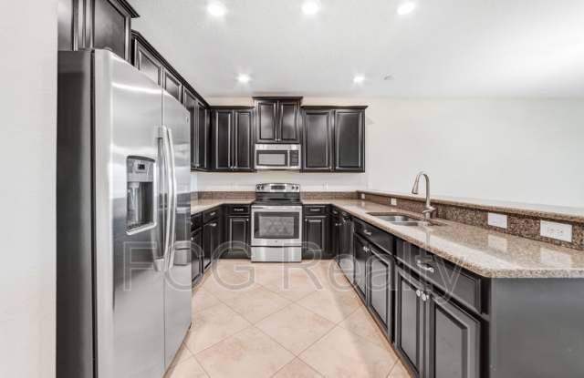 1221 Long Cove Loop Gallery 3