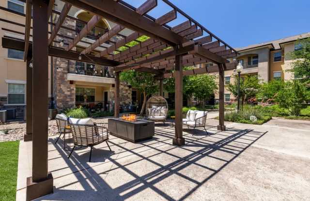 Aviva Fort Worth - 55+ Apartment Homes Gallery 2