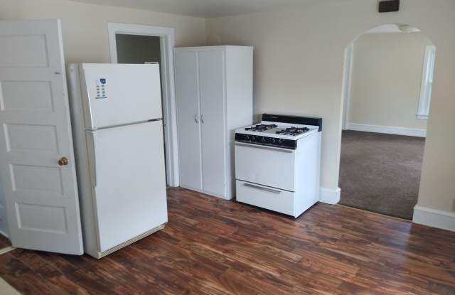 1218/1220 South 19th Street - 2 Gallery 2