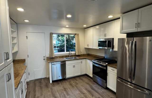 Gorgeous Updated 3-Bedroom Townhome in Prime Downtown Palo Alto Location photos photos