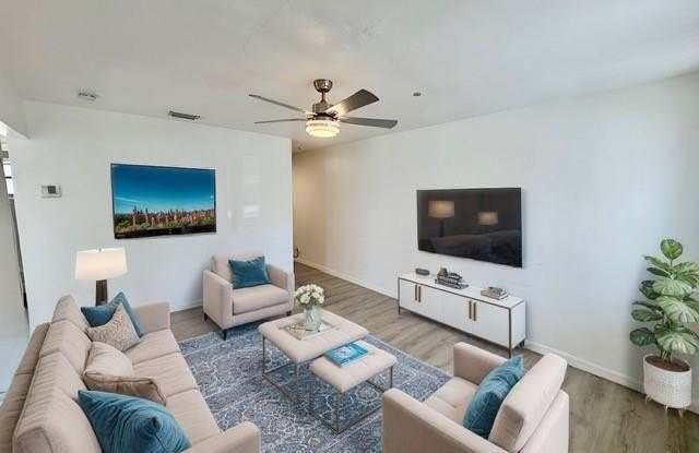 2409 Taft St photos photos