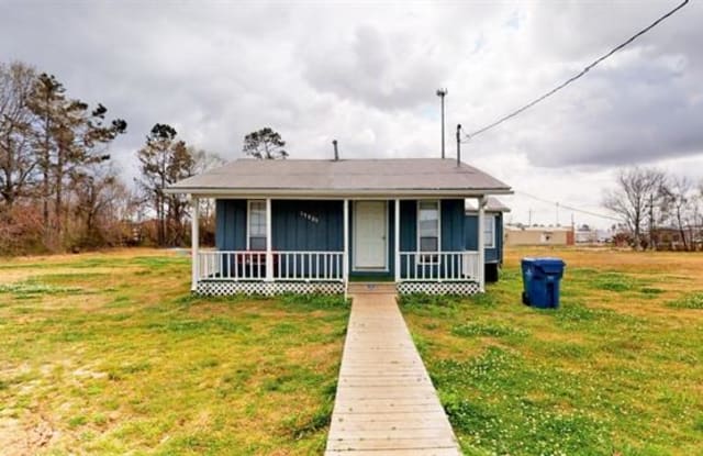 1720 Burton Street 1/2 - 1720 East Burton Street, Sulphur, LA 70663