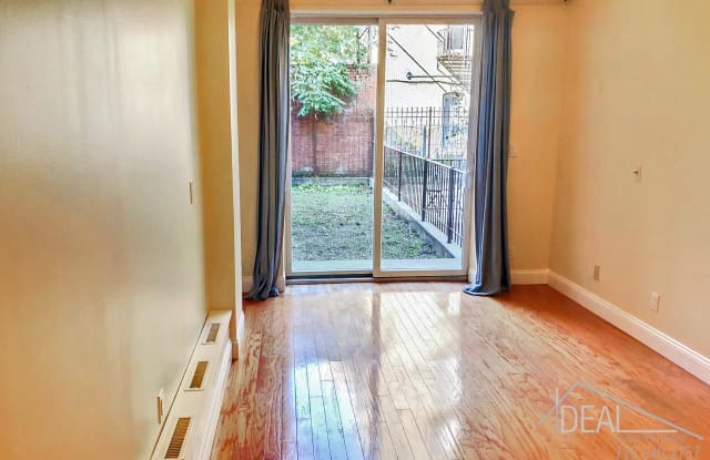 223 Kingsland Avenue - 223 Kingsland Avenue, Brooklyn, NY 11222
