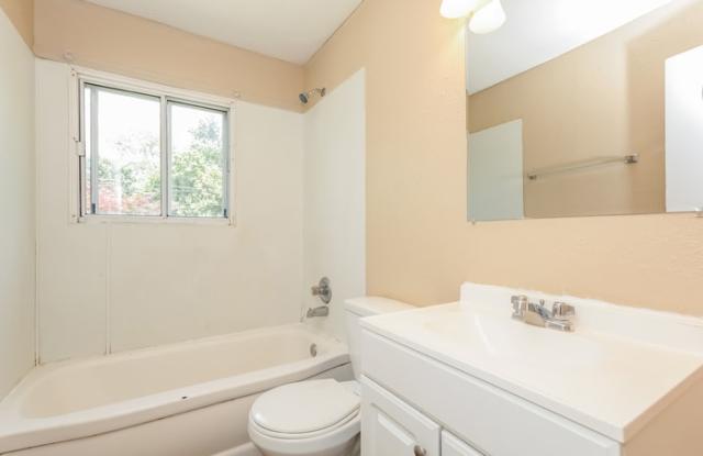 5926 Westhaven Drive Gallery 3