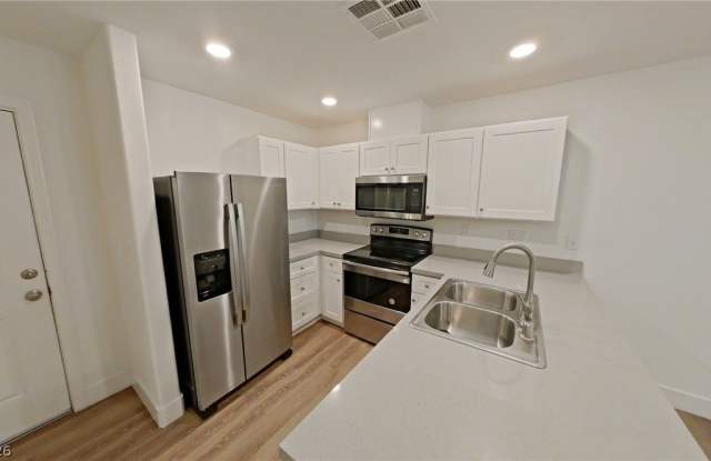 1821 Santa Paula Drive Gallery 3