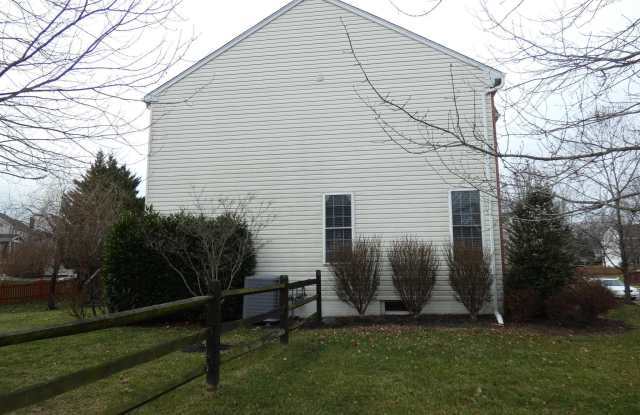 831 WINTERBERRY DRIVE SE Gallery 3