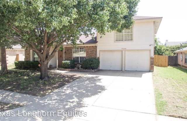 7205 Woodhinge Dr. - 7205 Woodhinge Drive, Benbrook, TX 76126