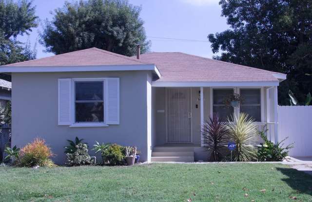 5642 Lime Avenue Gallery 2