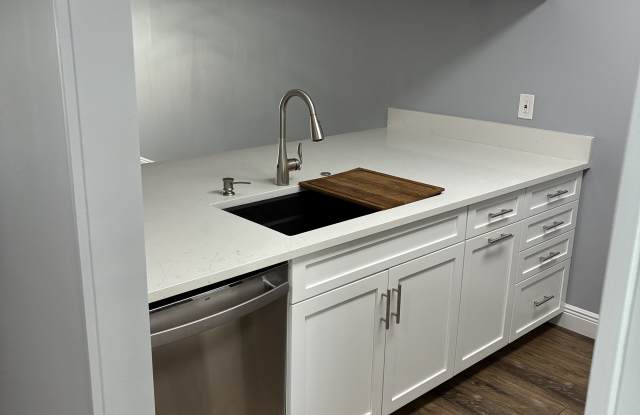 31 Plantation Drive - 31 Plantation Drive, West Vero Corridor, FL 32966