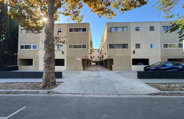 817 Westbourne Drive LP photos photos