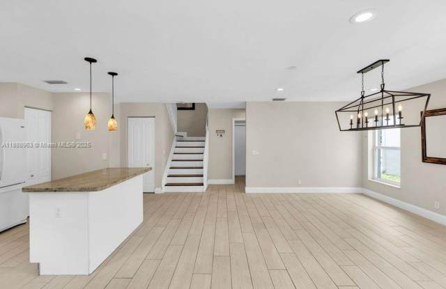 10766 Crescendo Circle x, Boca Raton, FL 33498 Gallery 3