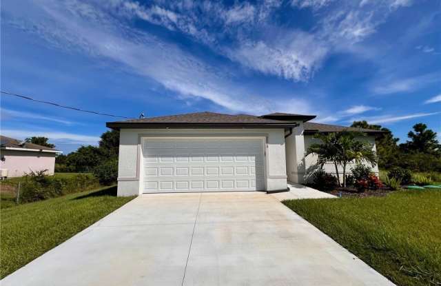 2510 53rd Street W photos photos