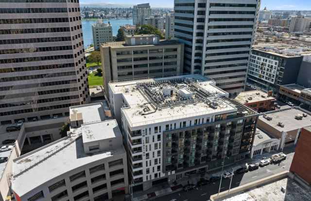 Residences at Lake Merritt Gallery 2