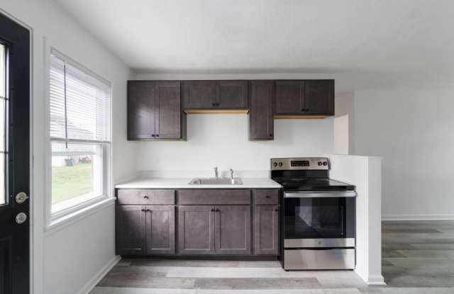 NOW AVAILABLE! 4-Bedroom Townhouse in Scenic Hills Homes - Midland, PA photos photos