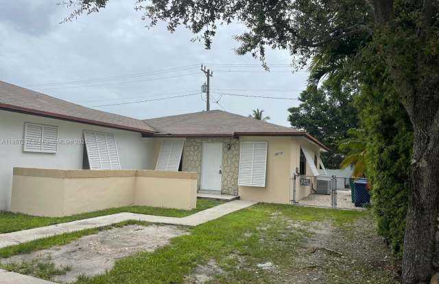 18737 SW 100th Ave photos photos