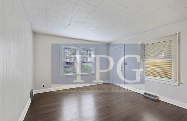 13425 Parker Avenue Gallery 3