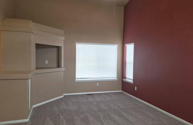 5343 Arroyo St. - Stetson Hills - 4 Bed/ 3.5 Bath/ 2 Car Garage Gallery 4