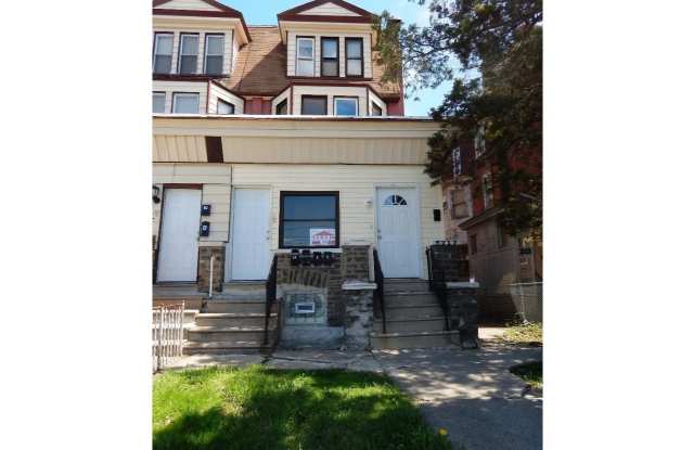 5717 N PARK Avenue unit: Rear photos photos