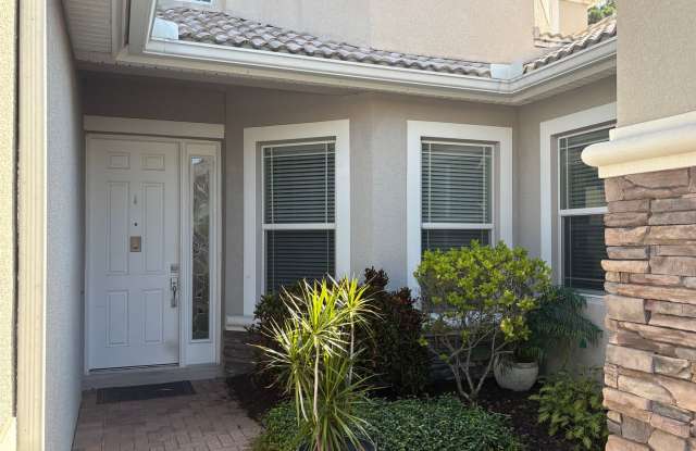 4/3 Stylish and Spacious 2-story home with lifestyle and location in Sarasota photos photos