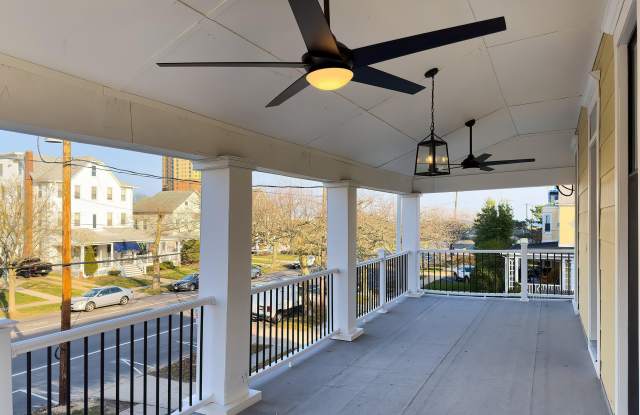 308 Seventh Avenue NE photos photos