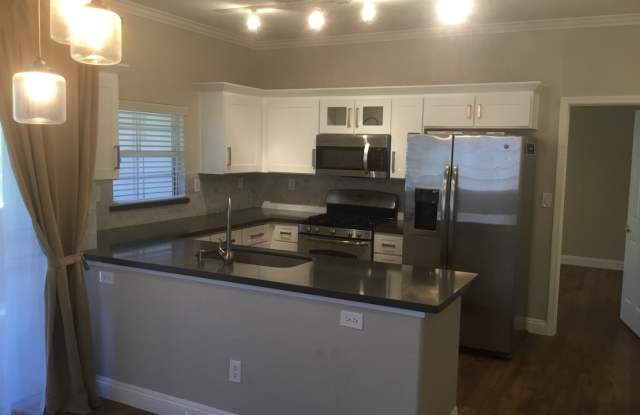 7660 W Eldorado Lane #220 photos photos