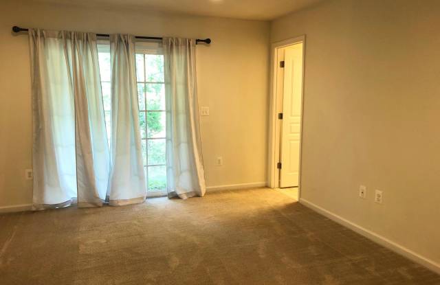 8323 HERITAGE CROSSING COURT Gallery 4