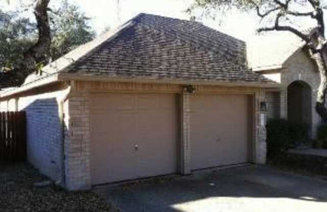 17911 Crystal Knoll Gallery 2