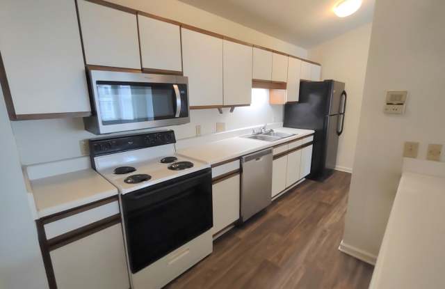 Pristine Condo located in Rose Croft Community! Gallery 3