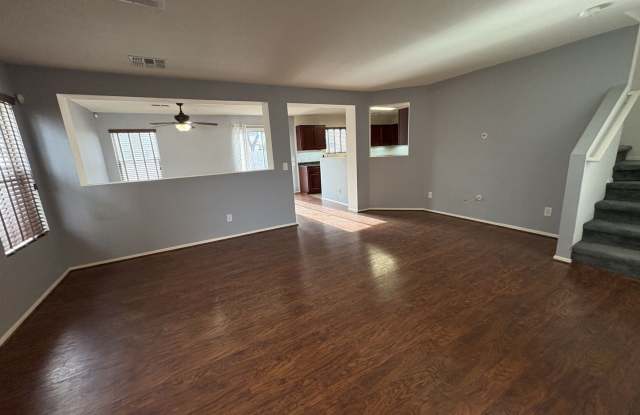 Convenient Location Three bedroom 2.5 baths 2 car garage Gallery 4