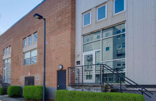 Cool and modern urban loft in Uptown Charlotte! photos photos
