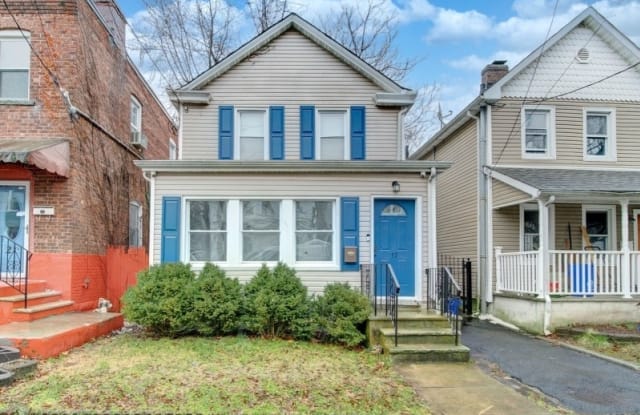 17 Thomas St - 17 Thomas Street, Essex County, NJ 07003