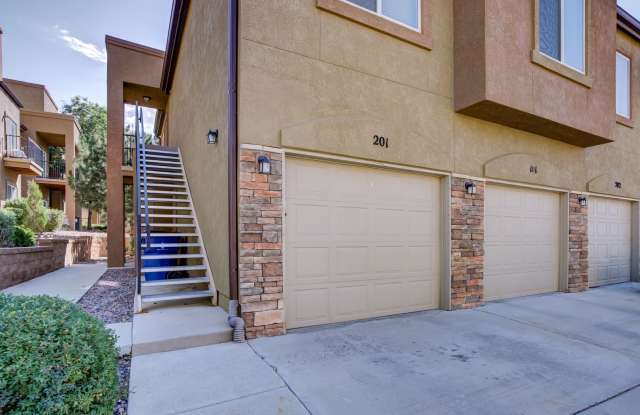 2 bedroom Townhome w/Garage in Gated Community. photos photos