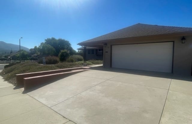 797 S. La Grange Avenue - 797 La Grange Avenue, Thousand Oaks, CA 91320