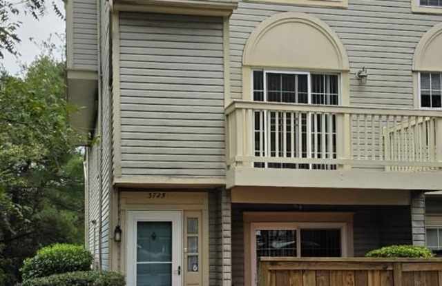 3725 AIRDIRE CT #5-50 Gallery 1