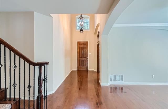 1291 Golf Club Drive Gallery 4