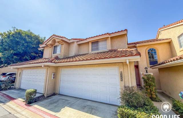 SD: Spacious 2BD/2.5BA Townhome in Sabre Springs with Private Backyard, 2-Car Garage & In-Unit Laundry photos photos