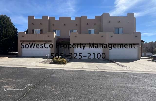 Beautiful 3 Bedroom Townhome in Central Farmington photos photos