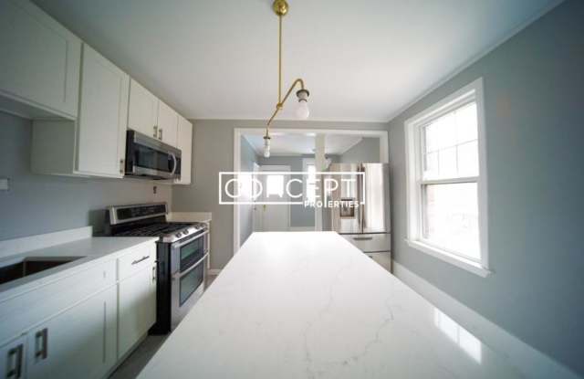 34 Kinross - 34 Kinross Road, Boston, MA 02135