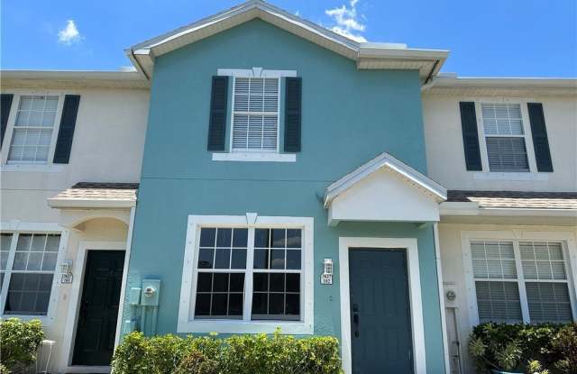 3627 Pine Oak Circle unit: 102 photos photos