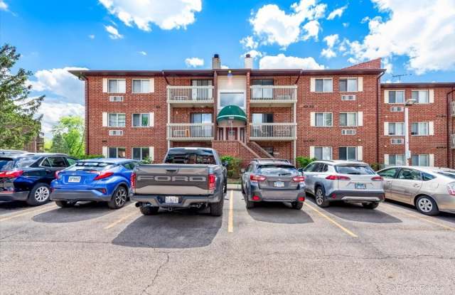 940 N Lakeside Drive Gallery 2